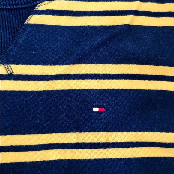 TOMMY HILFIGER, long sleeves rugby style, medium. - Picture 2 of 5